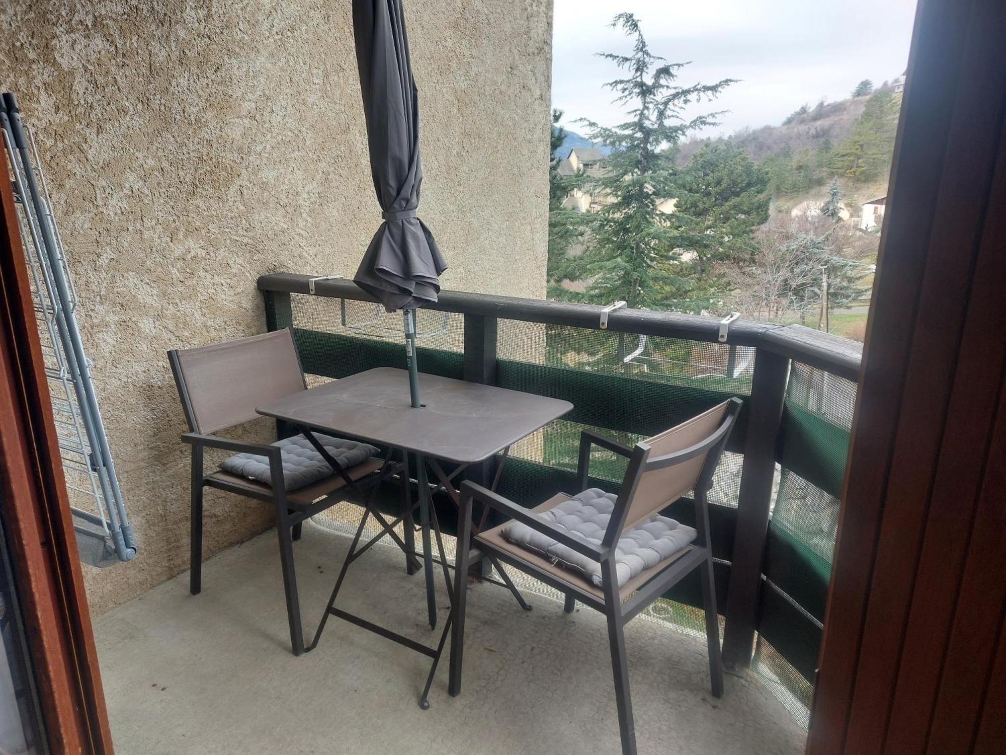 Appartement En Residence Proche Du Plan D'Eau Embrun Extérieur photo